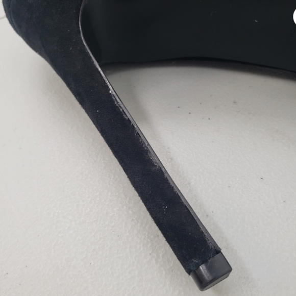 Guess CACEI Pump Womens 9.5M Black Suede Stiletto Slip On High Heels Peep Toe - Picture 14 of 16